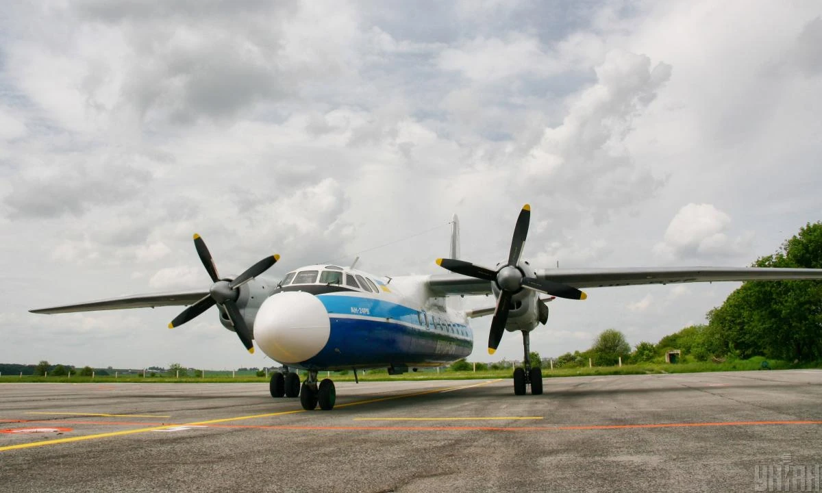 Вантажний літак Ан-124 «Руслан» на летовищі