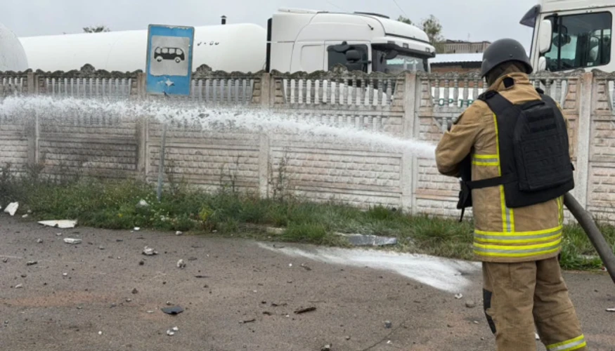 Пожежа на АЗС у Житомирській області після російського обстрілу 21 вересня 2026 року (фото Житомирської ОВА).