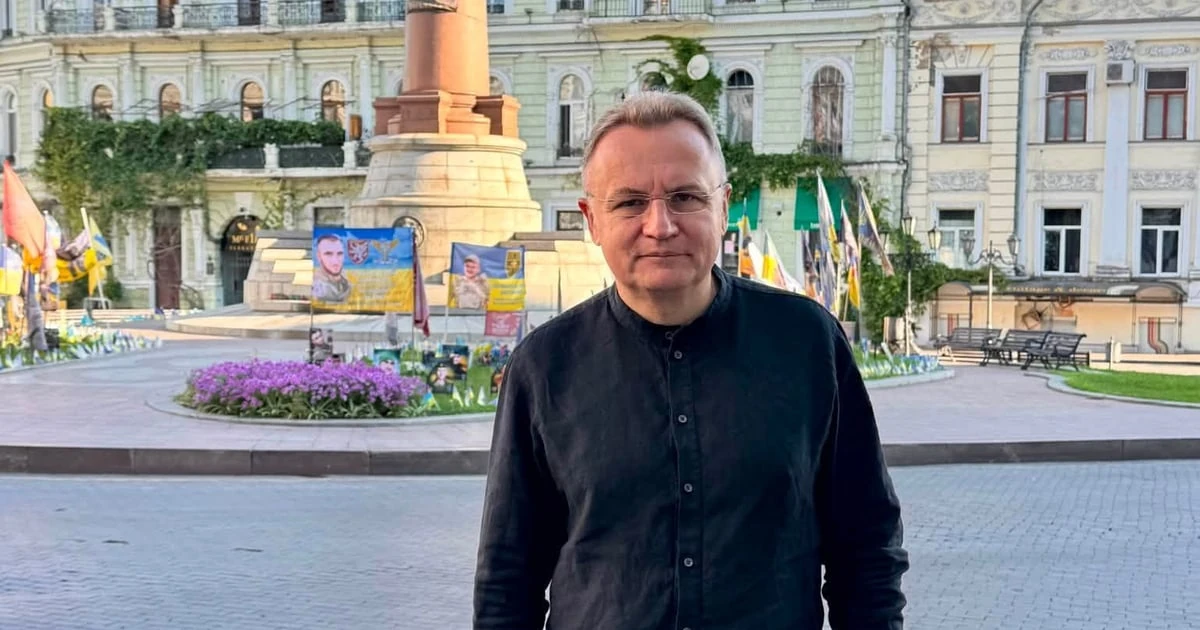 Садовий оприлюднив заклик до можливих установлювачів пристрою в авто